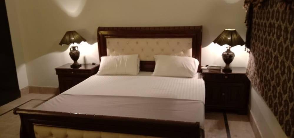 The Royal Palace Guest House Hyderabad Exteriör bild